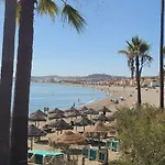 Marina Beachside Apartamento