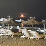 Marina Beachside Apartamento *