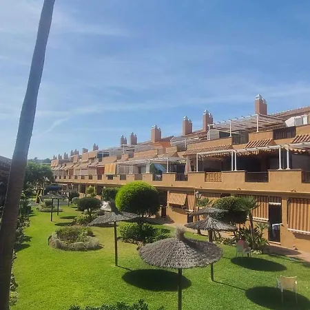 Marina Beachside Apartamento